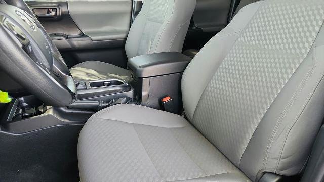 Used 2023 Toyota Tacoma SR AWD/4WD image 11