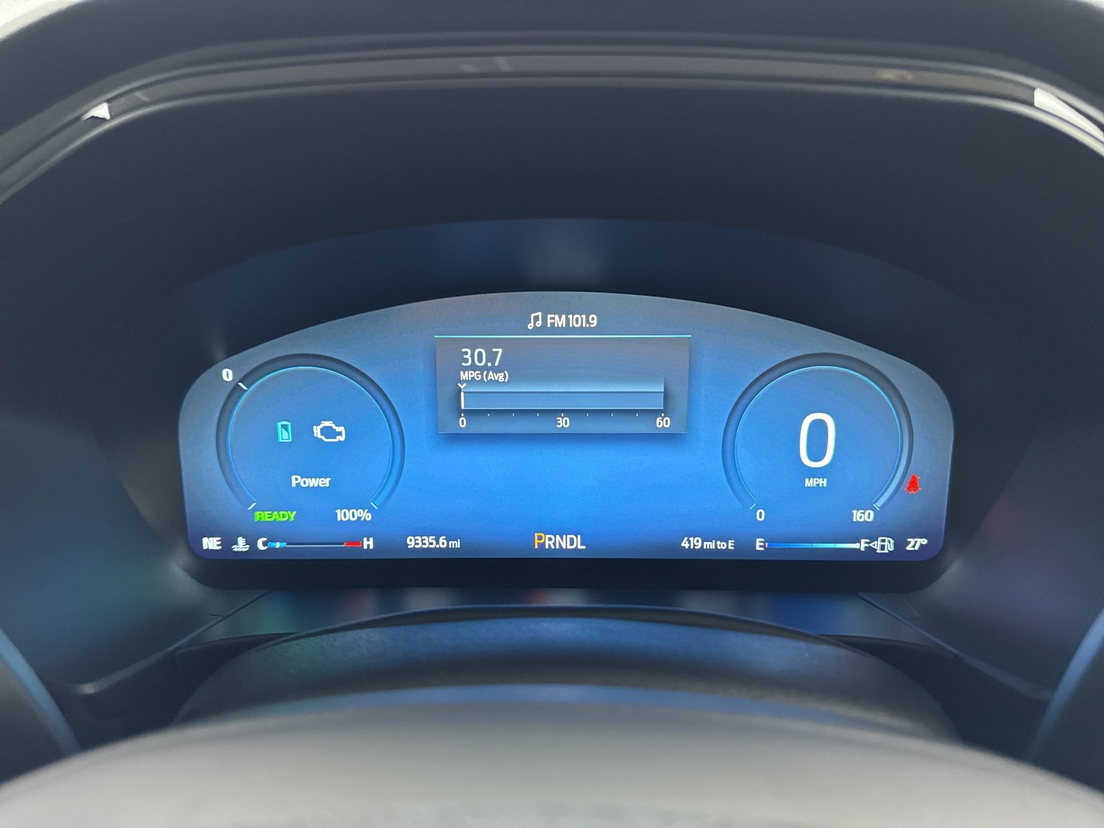 Certified 2024 Ford Escape ST-Line Elite w/ Premium Technology Package image 31