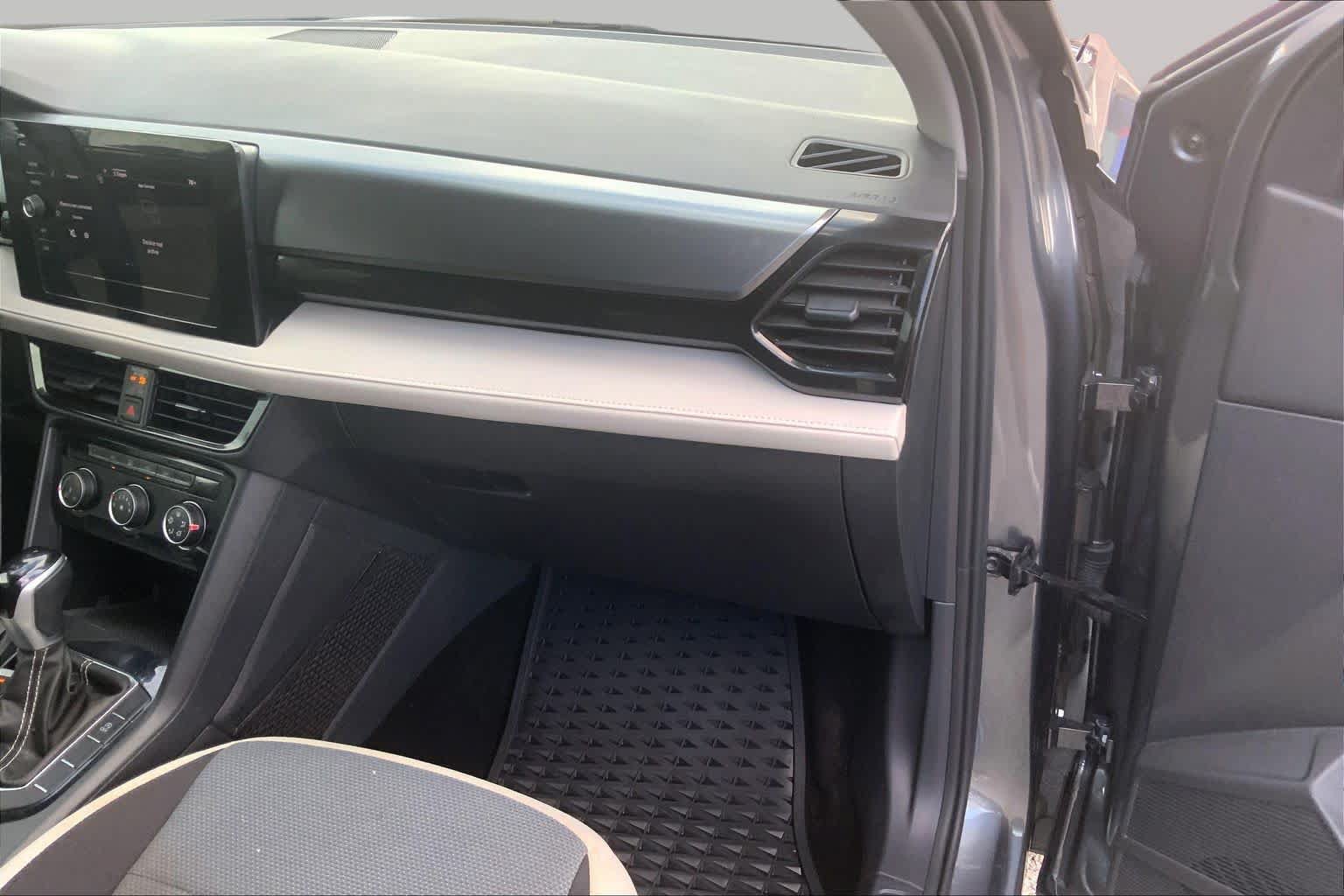 Used 2025 Volkswagen Taos S FWD image 18