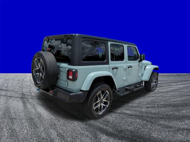 Used 2024 Jeep Wrangler Unlimited w/ LED Headlamp & Fog Lamp Group AWD/4WD image 4