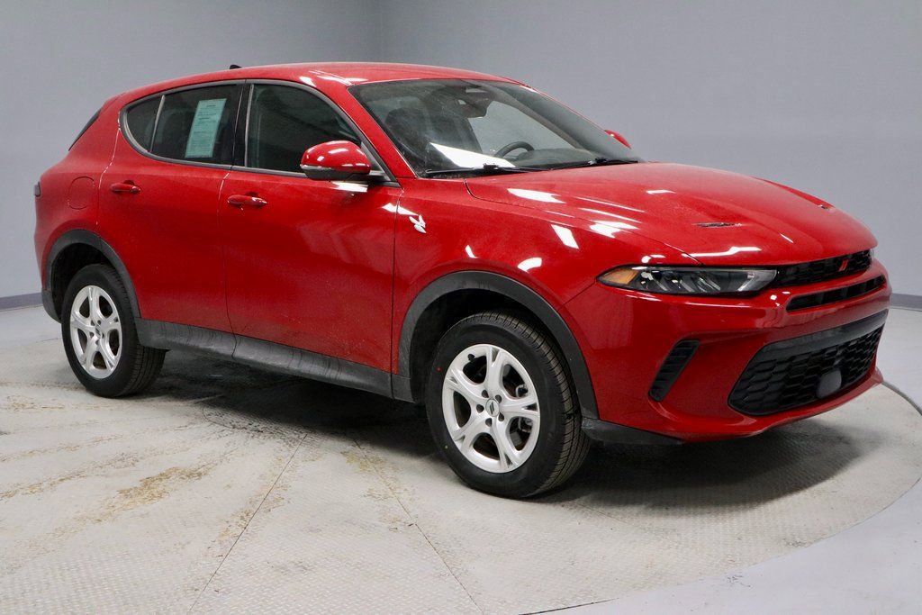 Used 2024 Dodge Hornet GT w/ Cold Weather Group image 7