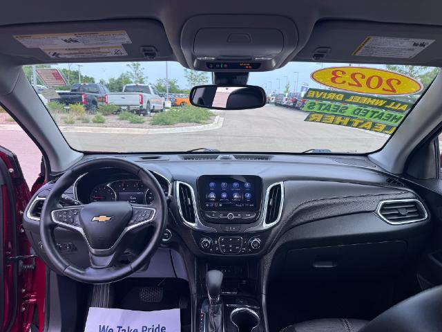 Used 2023 Chevrolet Equinox Premier AWD/4WD image 25