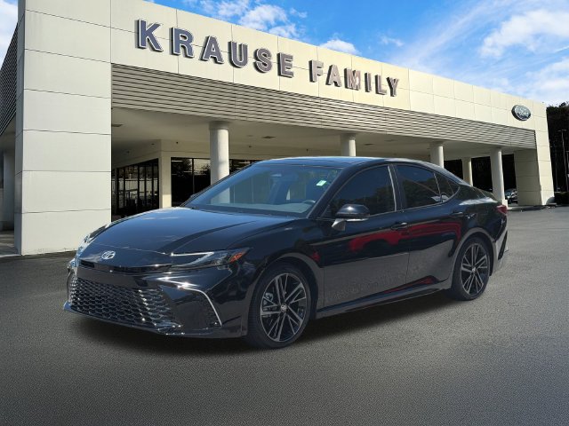 Used 2025 Toyota Camry XSE FWD image 3