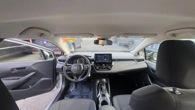 Used 2022 Toyota Corolla LE image 20