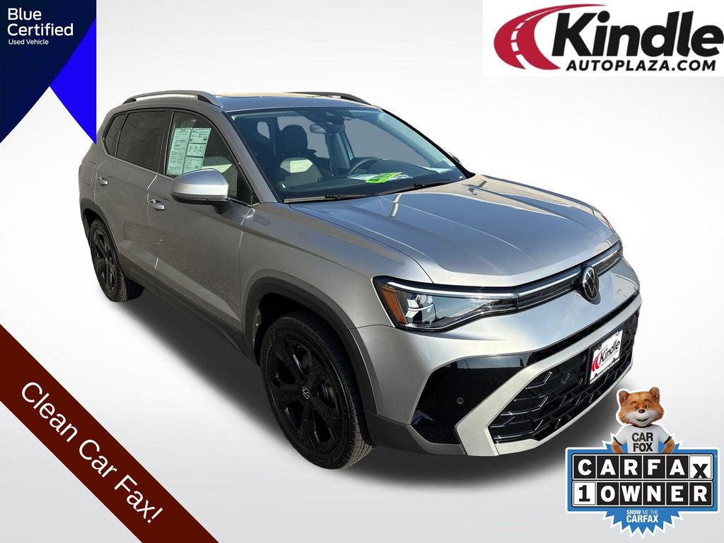 Used 2026 Volkswagen Taos SEL AWD/4WD image 1