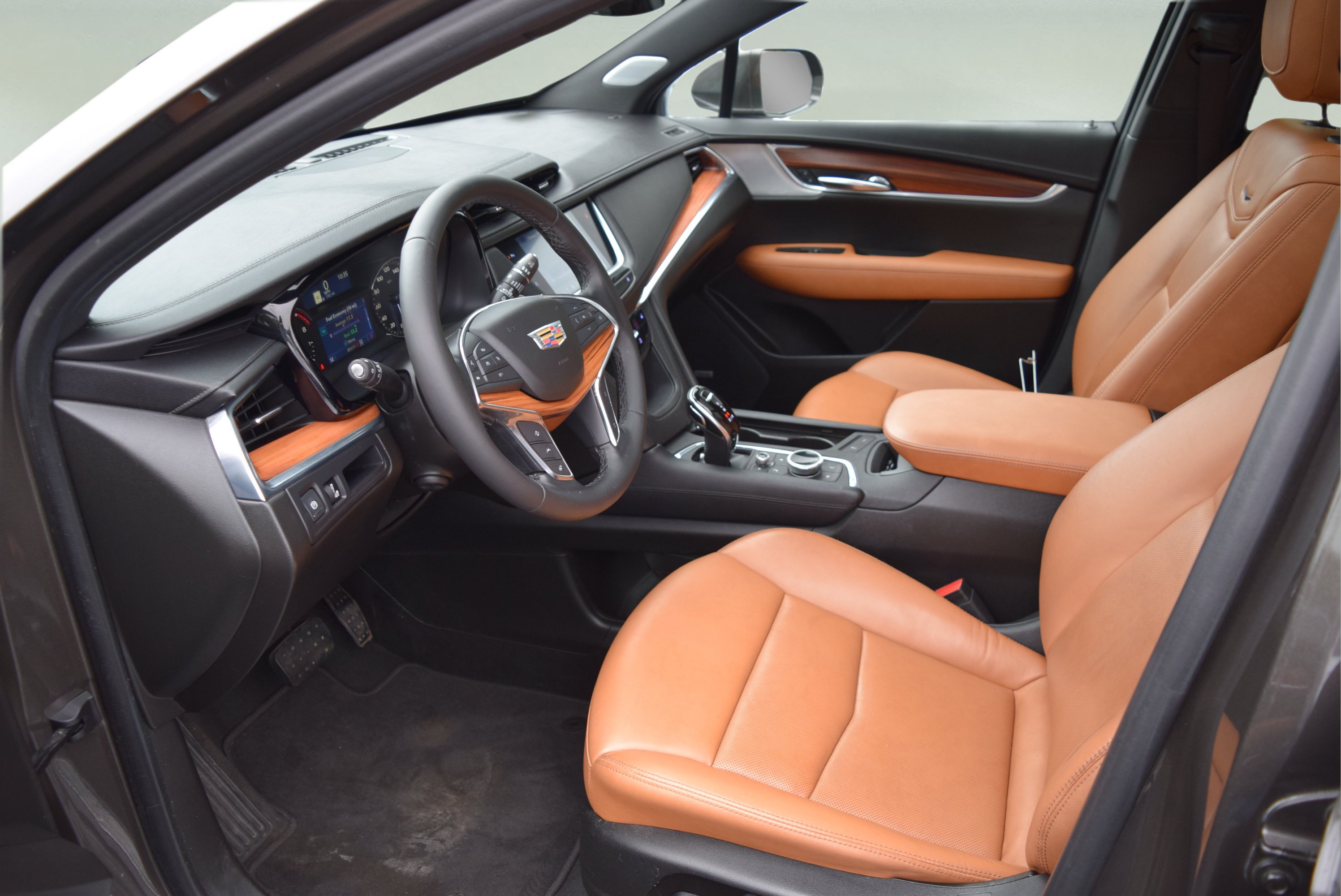 Used 2020 Cadillac XT5 Premium Luxury AWD/4WD image 11