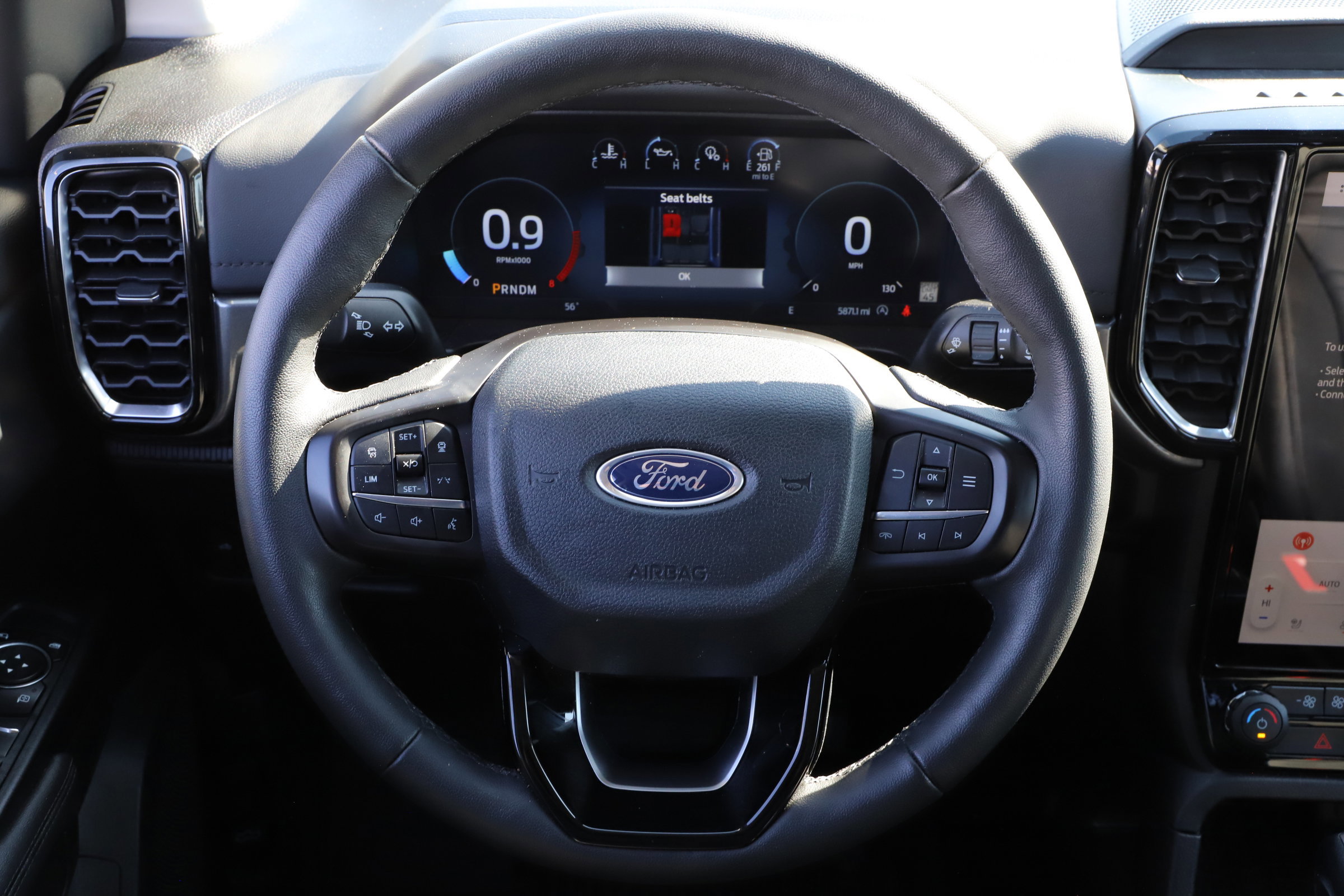 Certified 2025 Ford Ranger Lariat w/ Black Appearance Package image 25