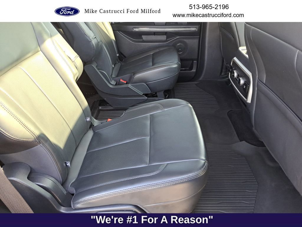 Certified 2023 Ford Expedition XLT image 28
