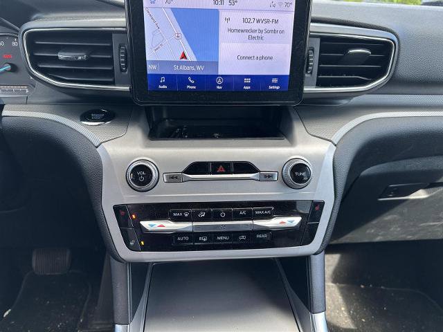 Certified 2023 Ford Explorer XLT w/ Equipment Group 202A AWD/4WD image 28