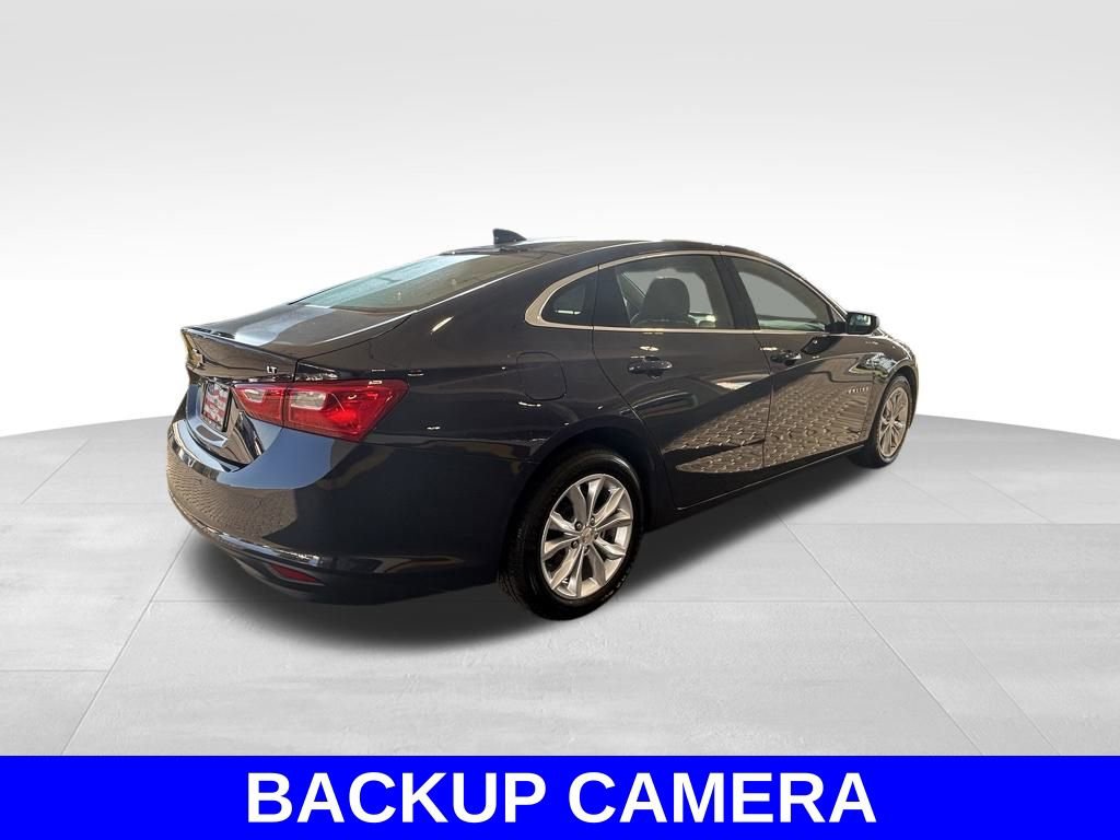 Used 2025 Chevrolet Malibu LT image 4