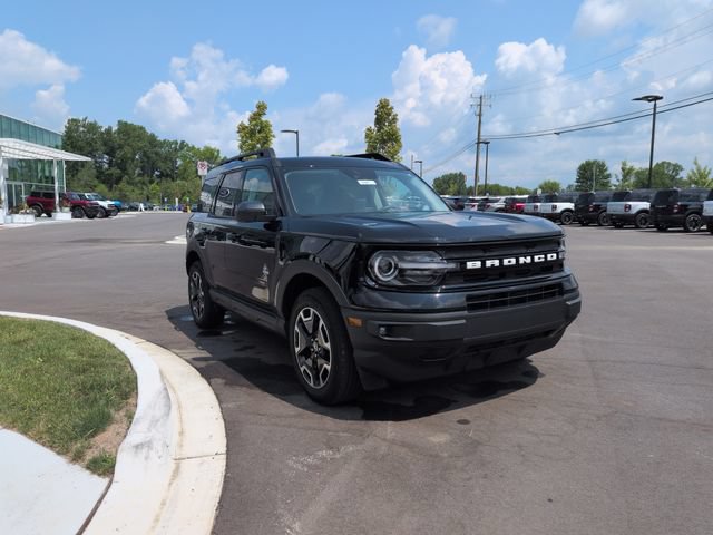 Certified 2023 Ford Bronco Sport Outer Banks AWD/4WD image 7