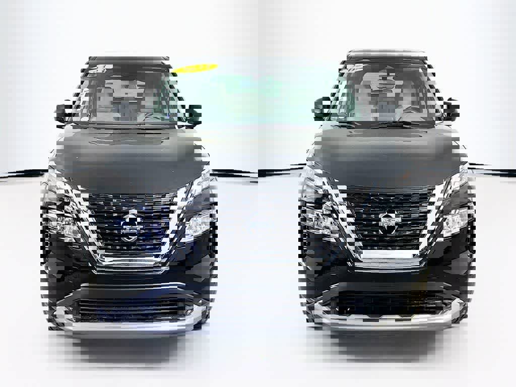 Used 2023 Nissan Rogue SV image 8