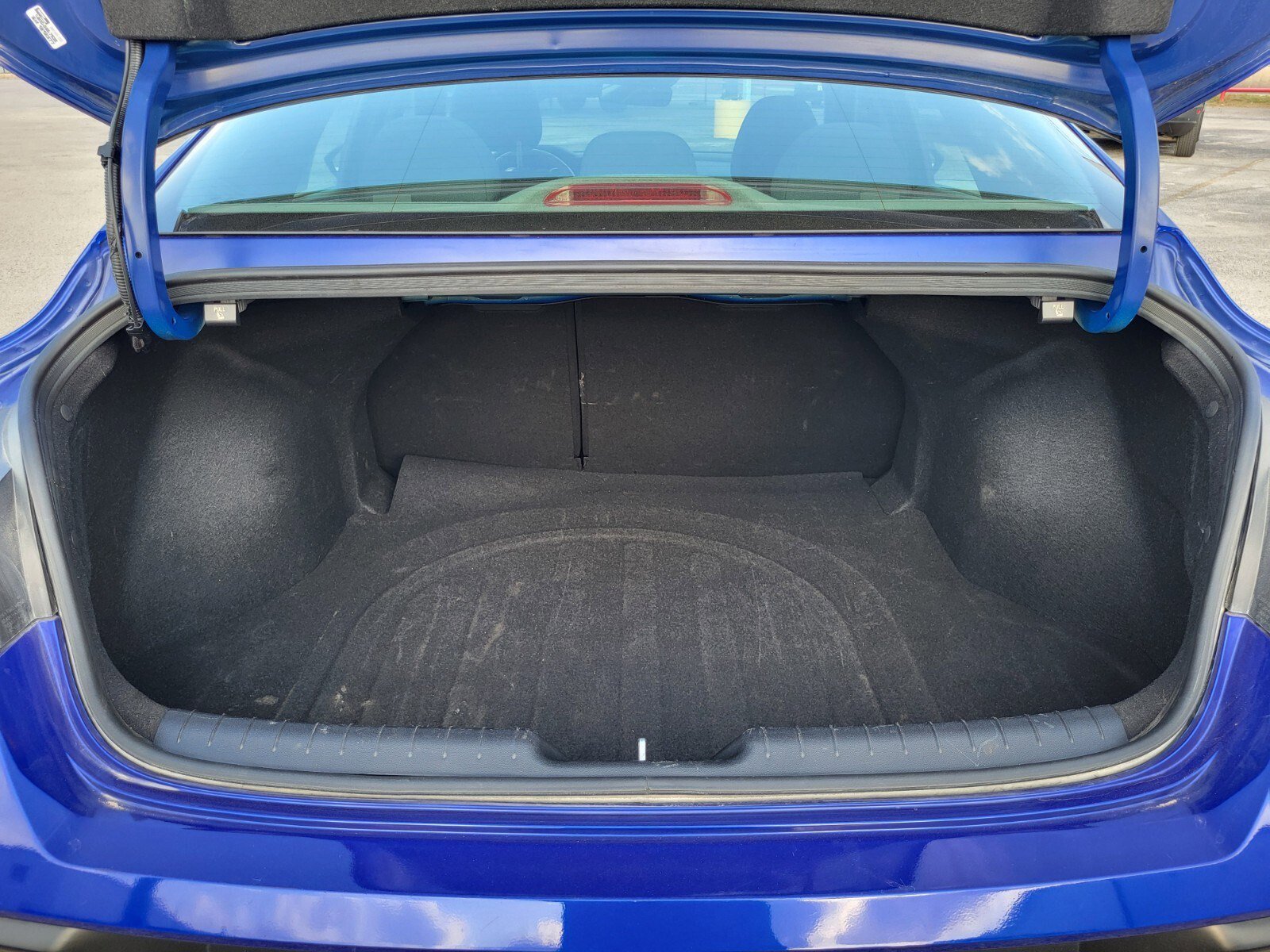 Used 2025 Hyundai Elantra SEL image 31