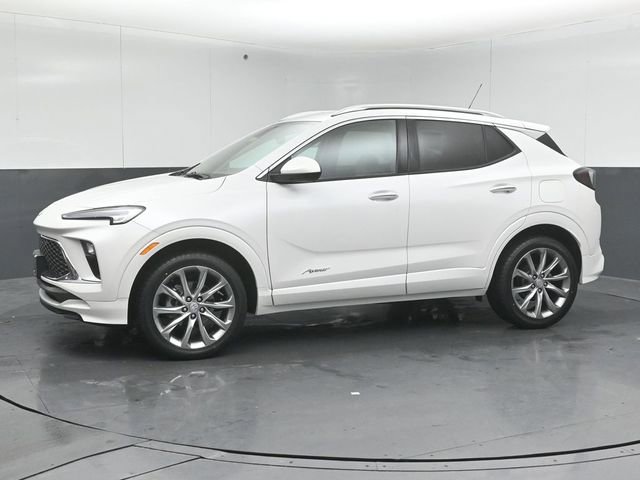 Used 2024 Buick Encore GX Avenir w/ Avenir Convenience Package AWD/4WD image 4