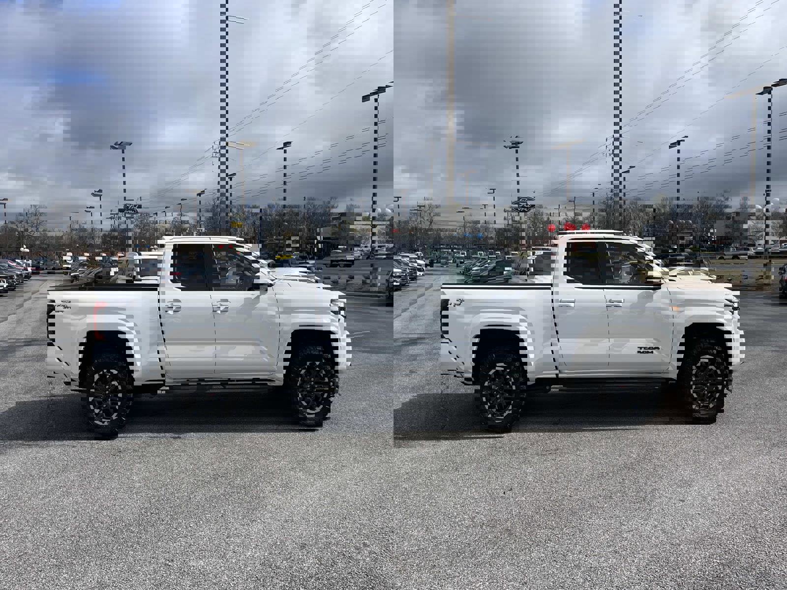 Used 2024 Toyota Tacoma TRD Sport image 6