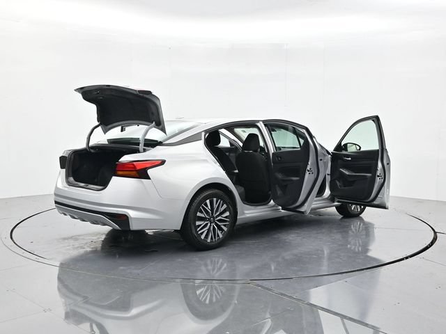 Used 2024 Nissan Altima 2.5 SV FWD image 50