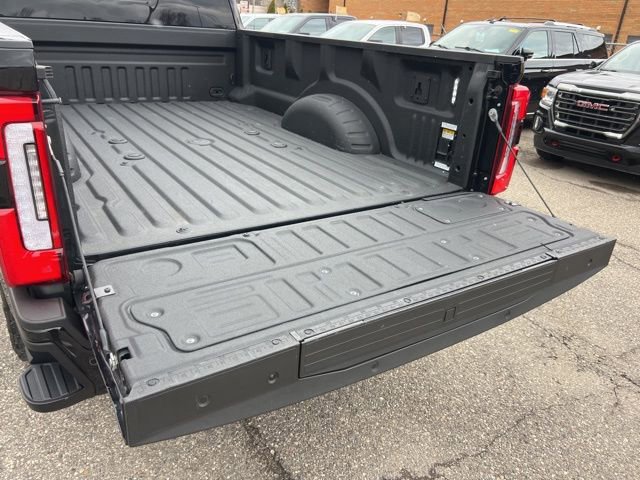 Certified 2024 Ford F350 Platinum image 26