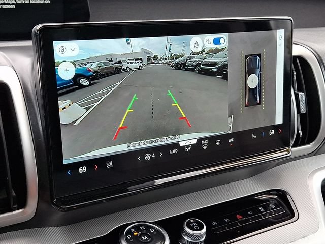 Certified 2025 Ford Expedition Active AWD/4WD image 22