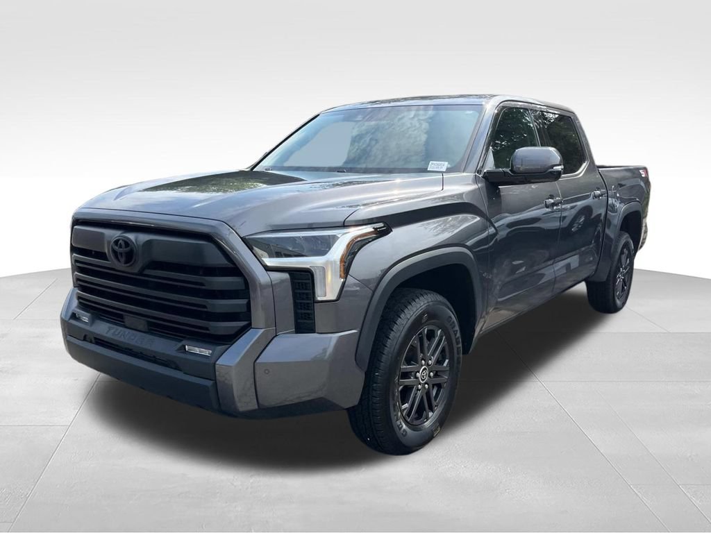 Used 2023 Toyota Tundra SR5 w/ SR5 Convenience Package AWD/4WD image 9