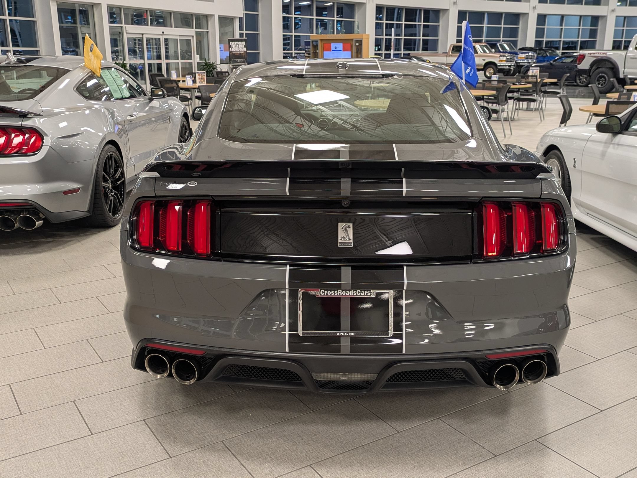 Certified 2018 Ford Mustang Shelby GT350 w/ Electronics Package RWD image 4