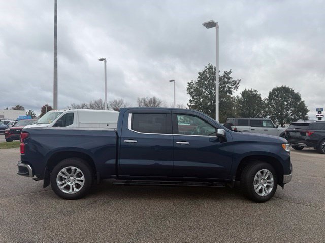 Used 2023 Chevrolet Silverado 1500 LTZ AWD/4WD image 10