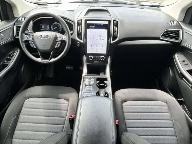Certified 2024 Ford Edge SE w/ Black Appearance Package AWD/4WD image 4