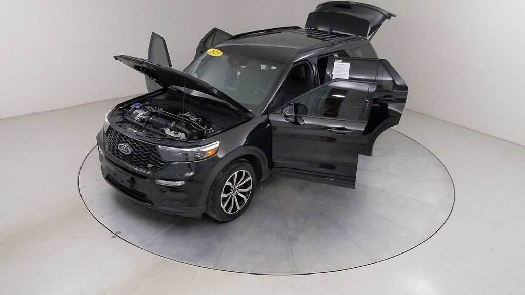 Certified 2023 Ford Explorer ST AWD/4WD image 47