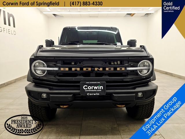 Certified 2025 Ford Bronco Outer Banks w/ Sasquatch Package AWD/4WD image 9