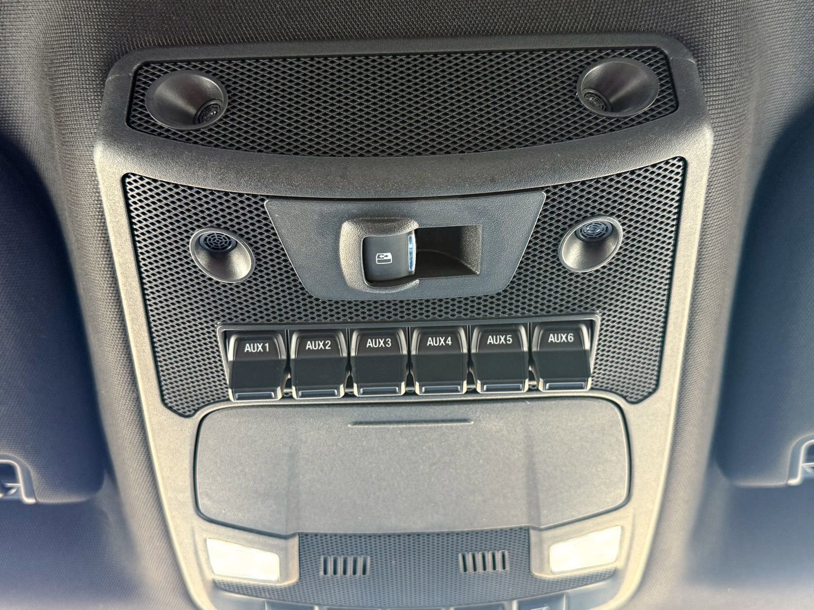 Certified 2022 Ford F350 Lariat w/ Lariat Ultimate Package image 35