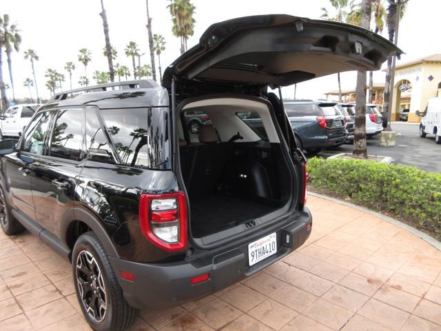 Certified 2025 Ford Bronco Sport Outer Banks w/ Outer Banks Tech Package+ image 6