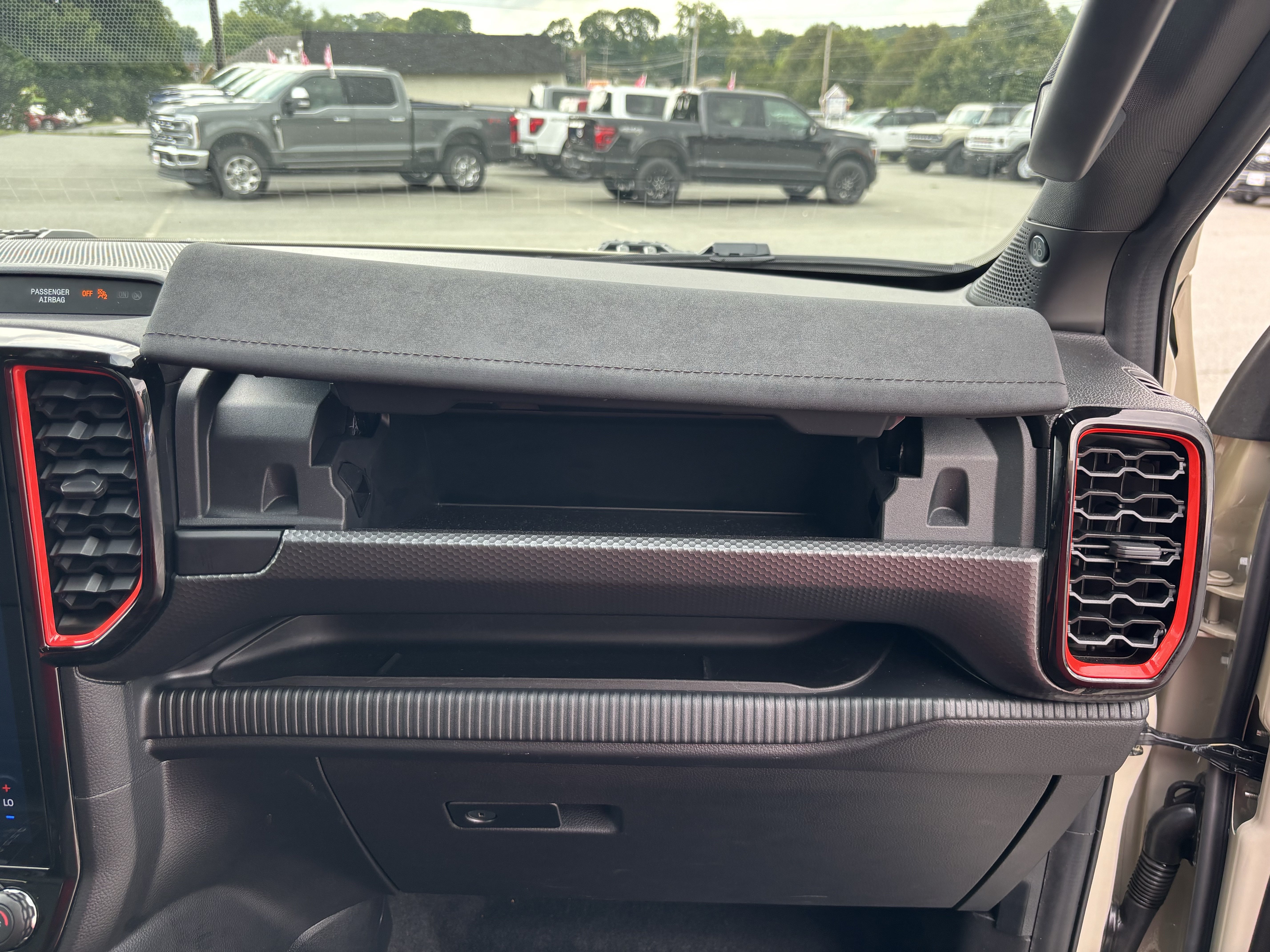 Certified 2025 Ford Ranger Raptor AWD/4WD image 39