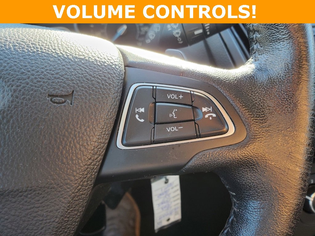 Certified 2016 Ford Focus SE w/ SE Sport Package image 18