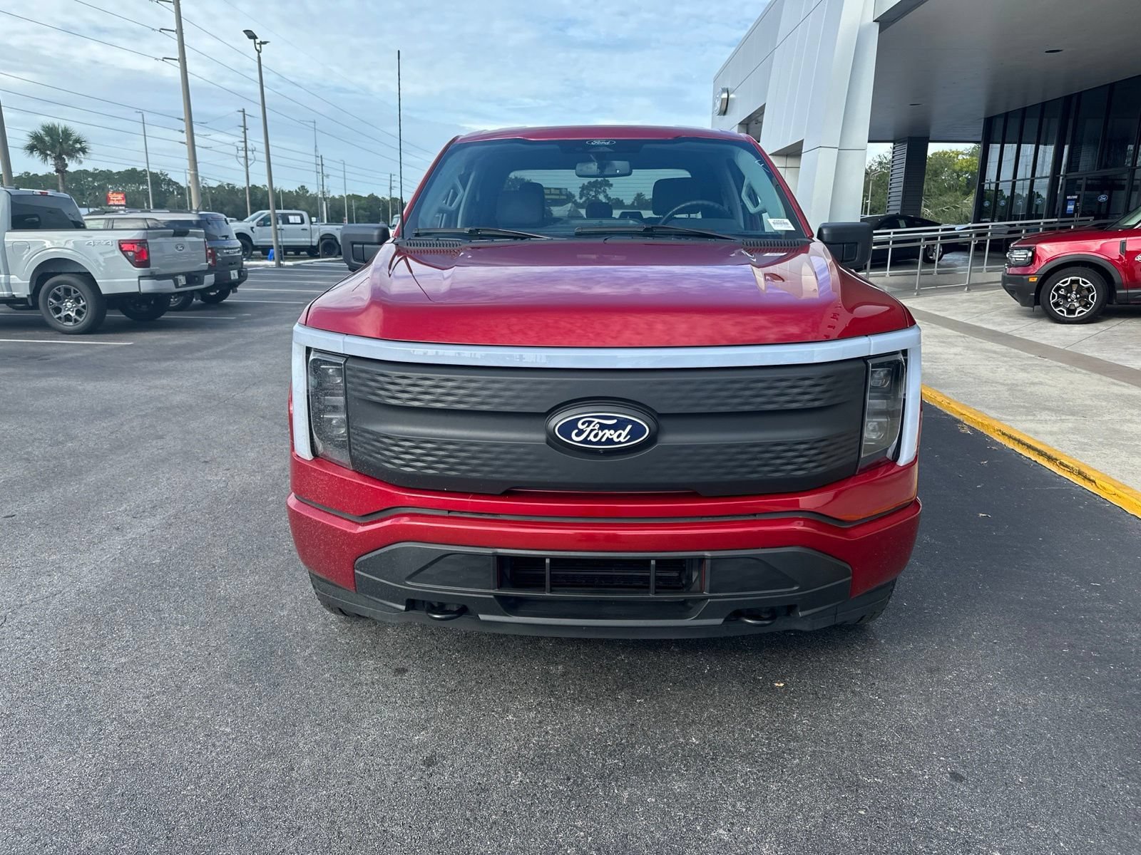 Certified 2025 Ford F150 Lightning XLT AWD/4WD image 10