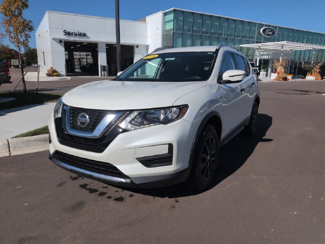 Used 2018 Nissan Rogue SV