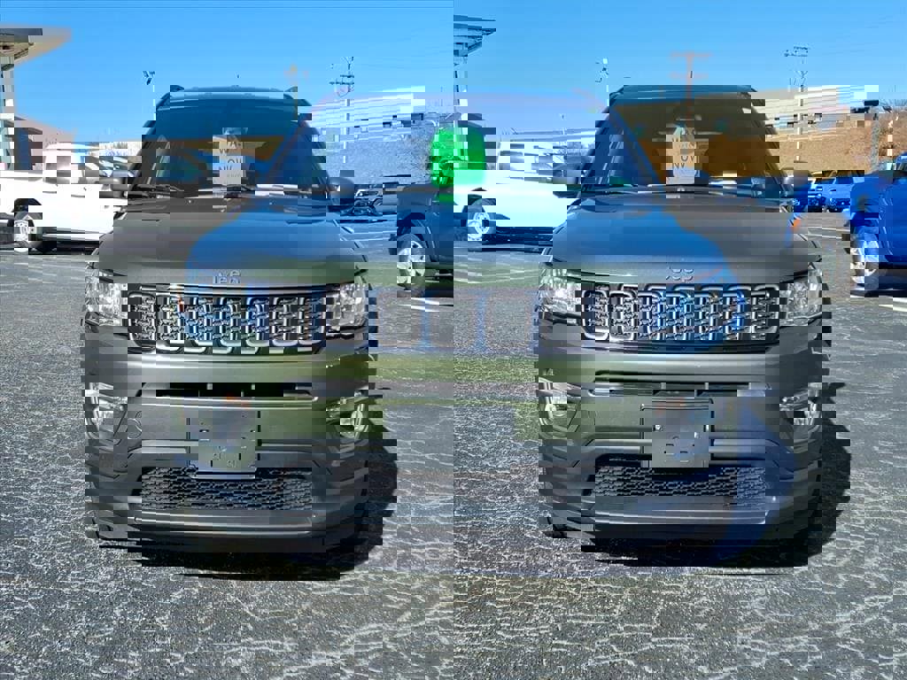 Used 2021 Jeep Compass Latitude image 5