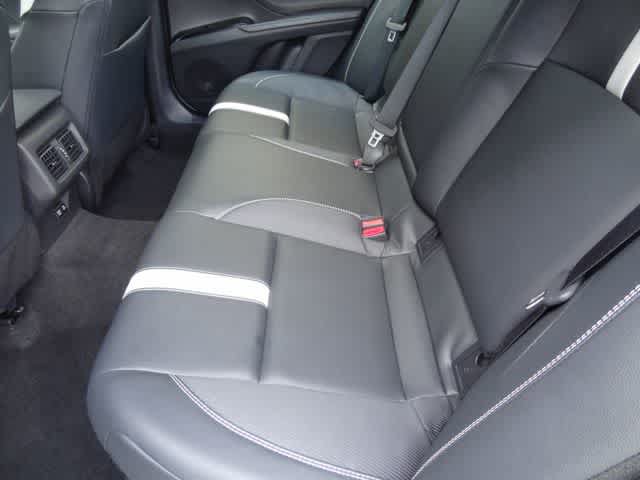 Used 2025 Toyota Camry SE w/ Convenience Package FWD image 8