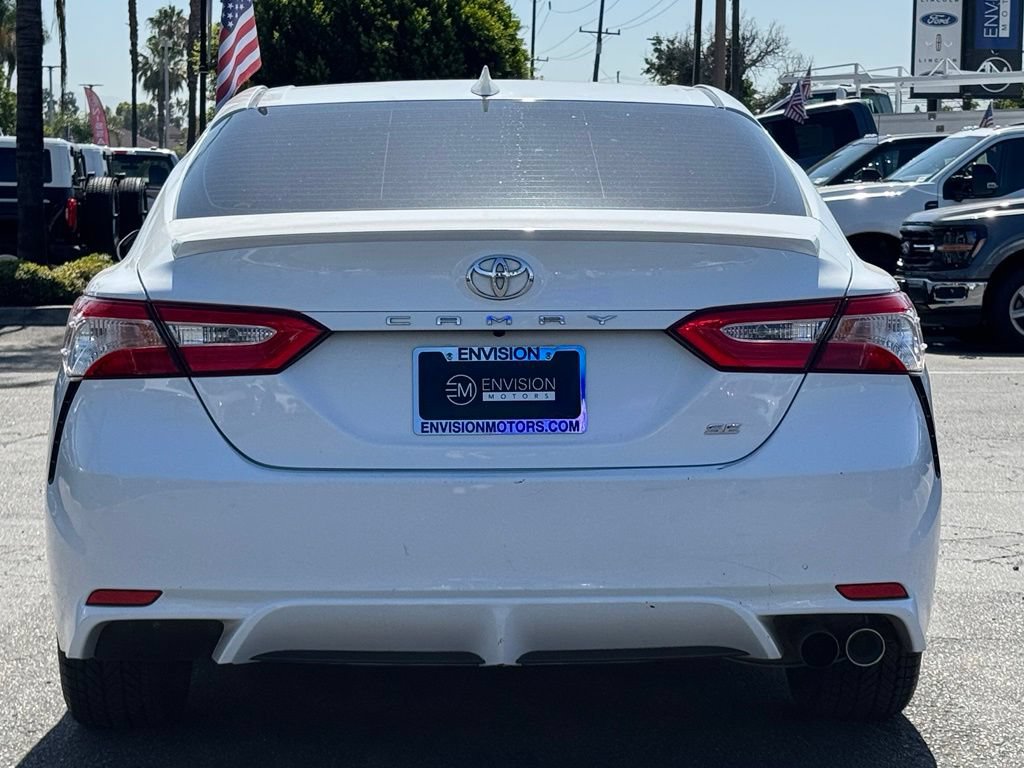 Used 2020 Toyota Camry SE FWD image 11