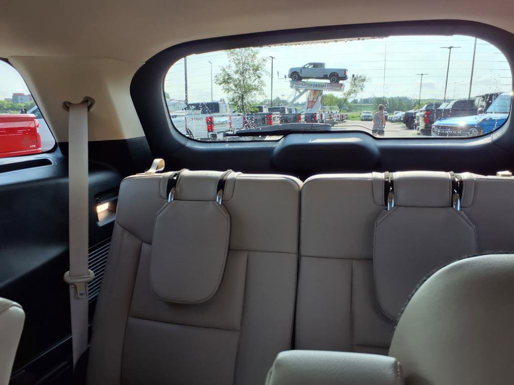 Certified 2022 Ford Explorer XLT w/ Equipment Group 202A image 14