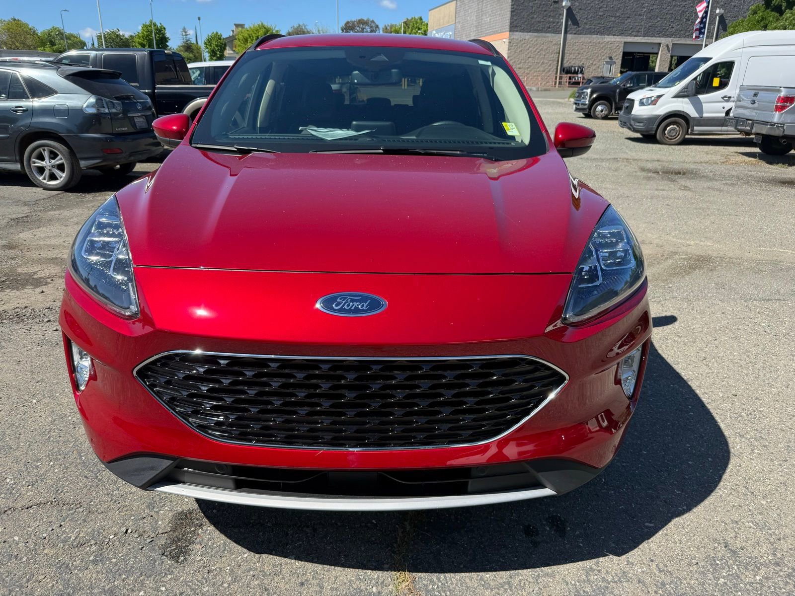 Certified 2020 Ford Escape Titanium image 9