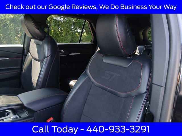 Certified 2025 Ford Explorer ST w/ Sun And Sound Package AWD/4WD image 19