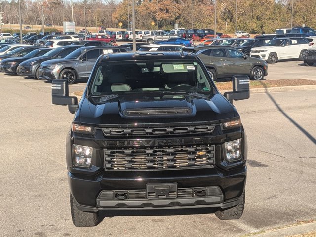 Used 2022 Chevrolet Silverado 2500 Custom w/ Custom Value Package image 8
