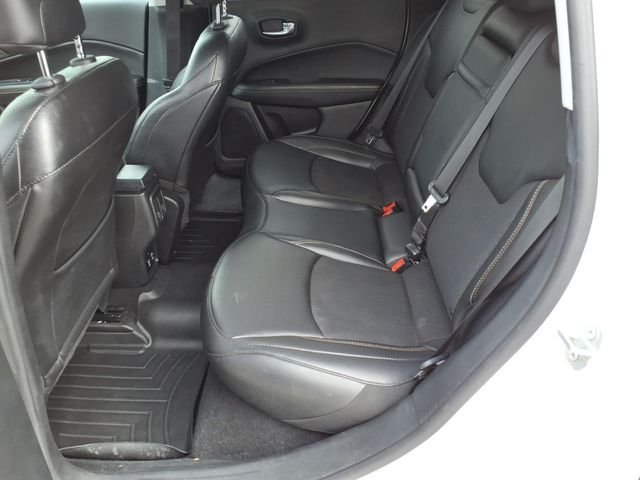 Used 2019 Jeep Compass Latitude w/ Popular Equipment Group AWD/4WD image 18