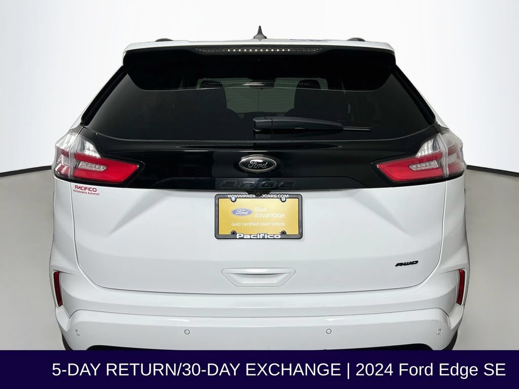 Certified 2024 Ford Edge SE w/ Black Appearance Package AWD/4WD image 7