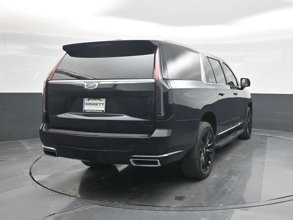 Used 2023 Cadillac Escalade ESV Premium Luxury image 7