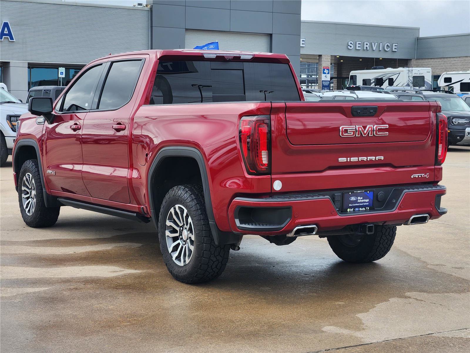 Used 2023 GMC Sierra 1500 AT4 w/ Technology Package AWD/4WD image 5