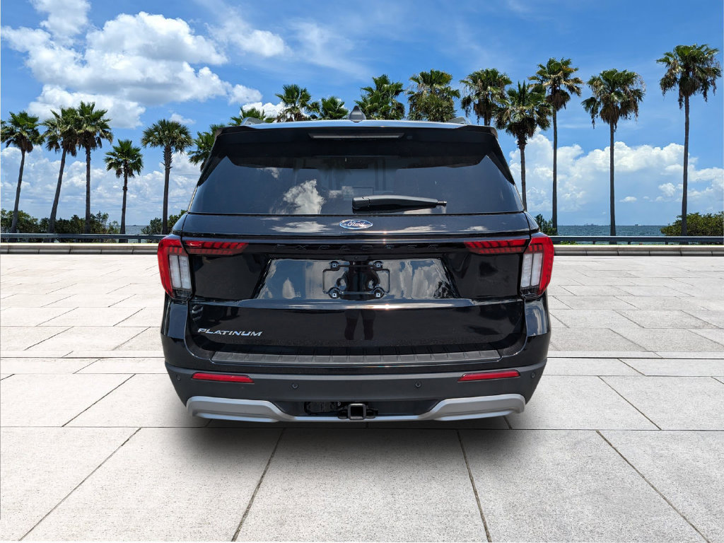 Certified 2026 Ford Explorer Platinum RWD image 6