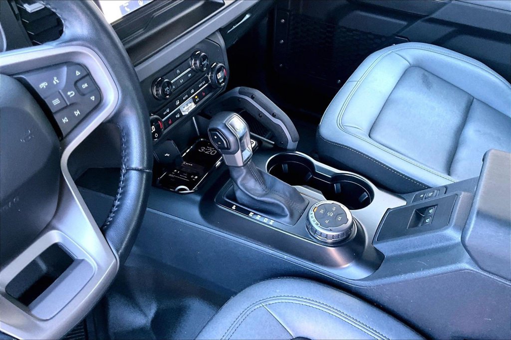 Certified 2023 Ford Bronco Big Bend w/ Sasquatch Package AWD/4WD image 16