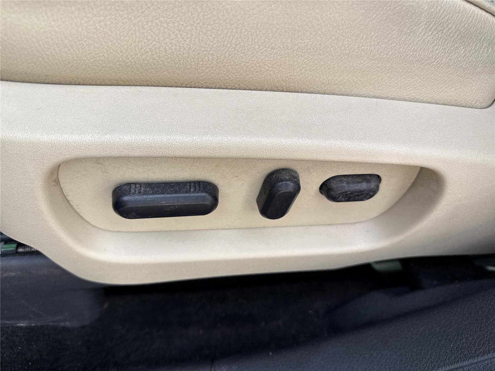 Certified 2019 Ford Flex SEL w/ Equipment Group 202A image 24