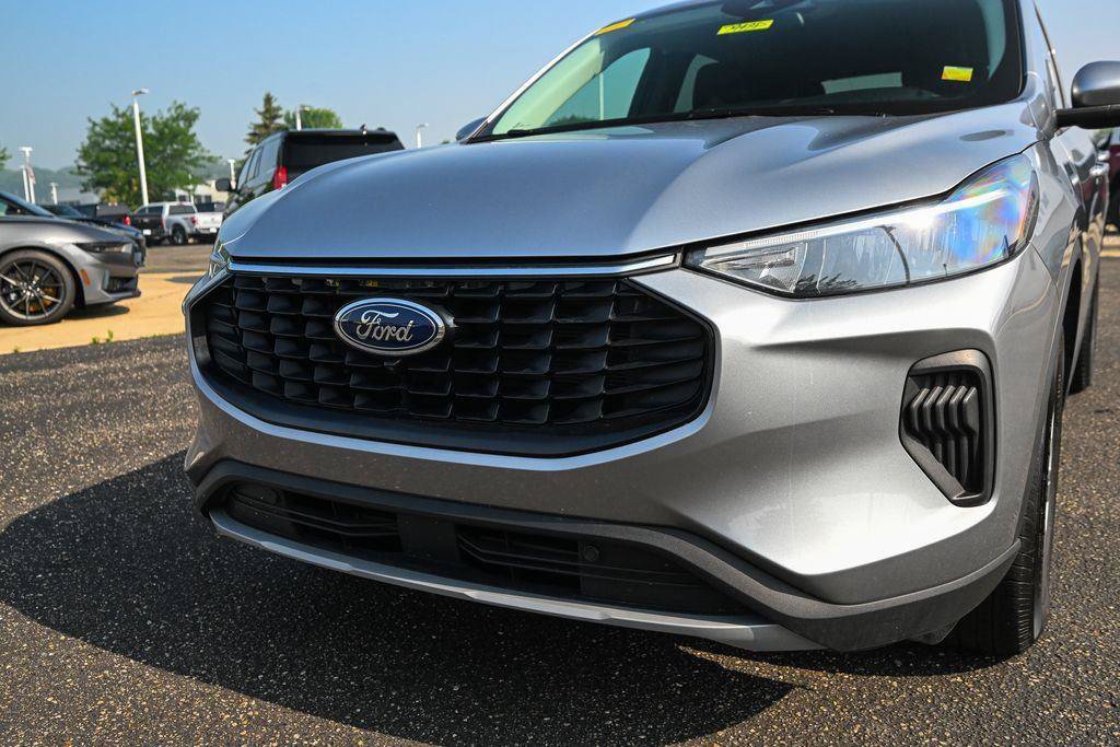 Certified 2023 Ford Escape Active w/ Tech Pack #2 AWD/4WD image 11