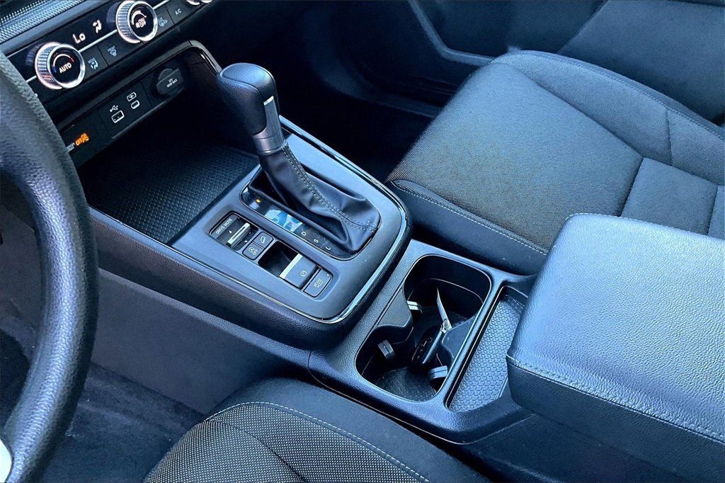 Used 2024 Honda CR-V EX image 16